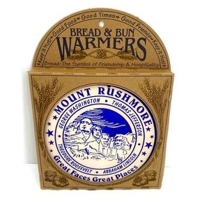 Mount Rushmore Bread & Bun Warmer